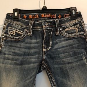 Rock Revival Capris size 26 💙